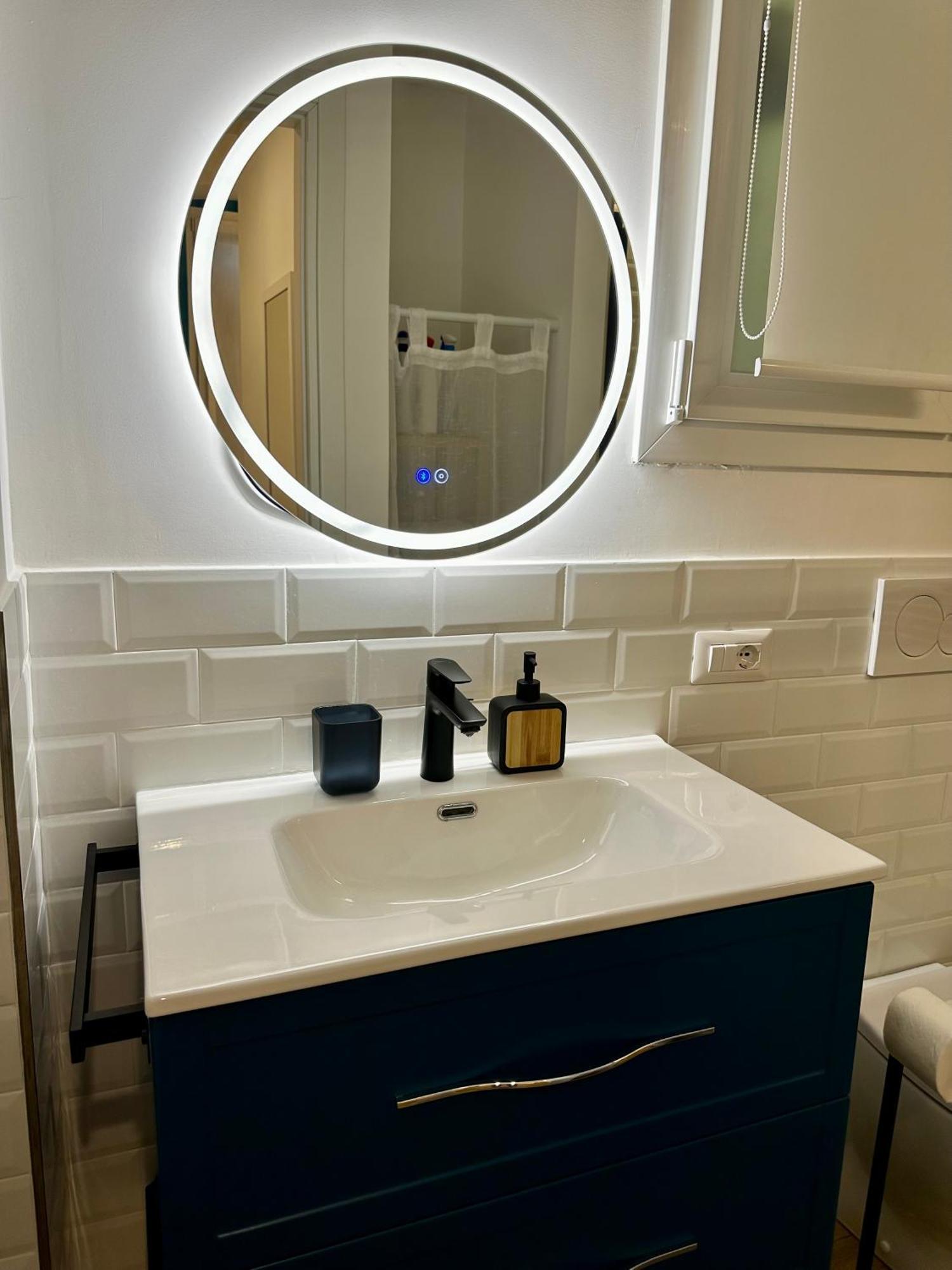 Lr Deluxe Apartments - Porta Venezia - Bilocale Con Giardino Privato Milaan Buitenkant foto