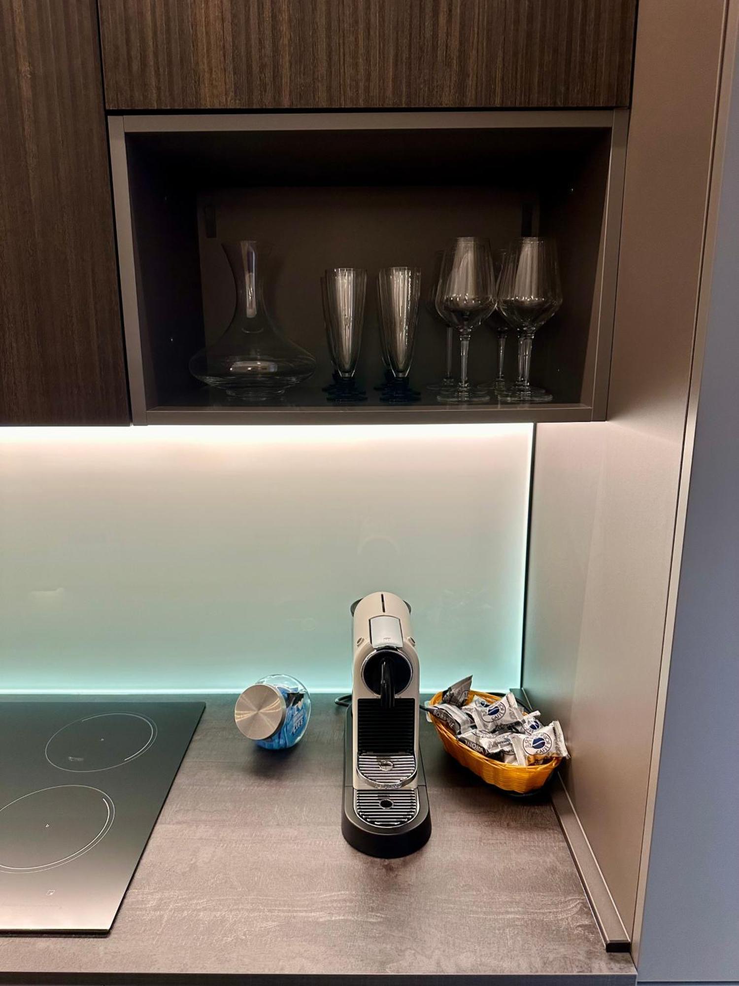 Lr Deluxe Apartments - Porta Venezia - Bilocale Con Giardino Privato Milaan Buitenkant foto