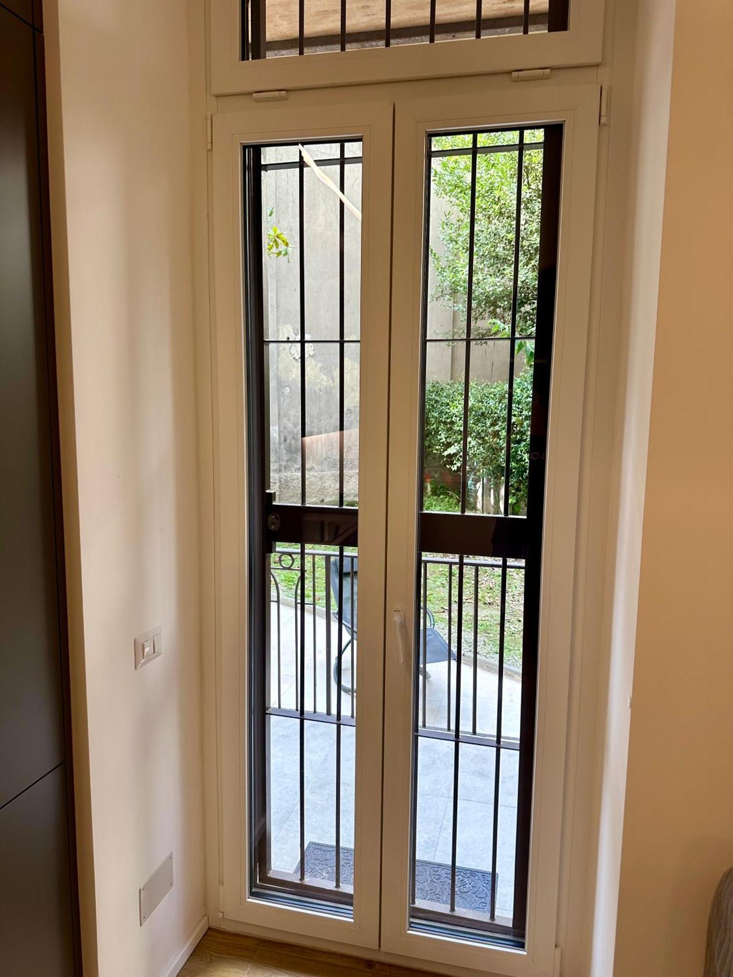 Lr Deluxe Apartments - Porta Venezia - Bilocale Con Giardino Privato Milaan Buitenkant foto