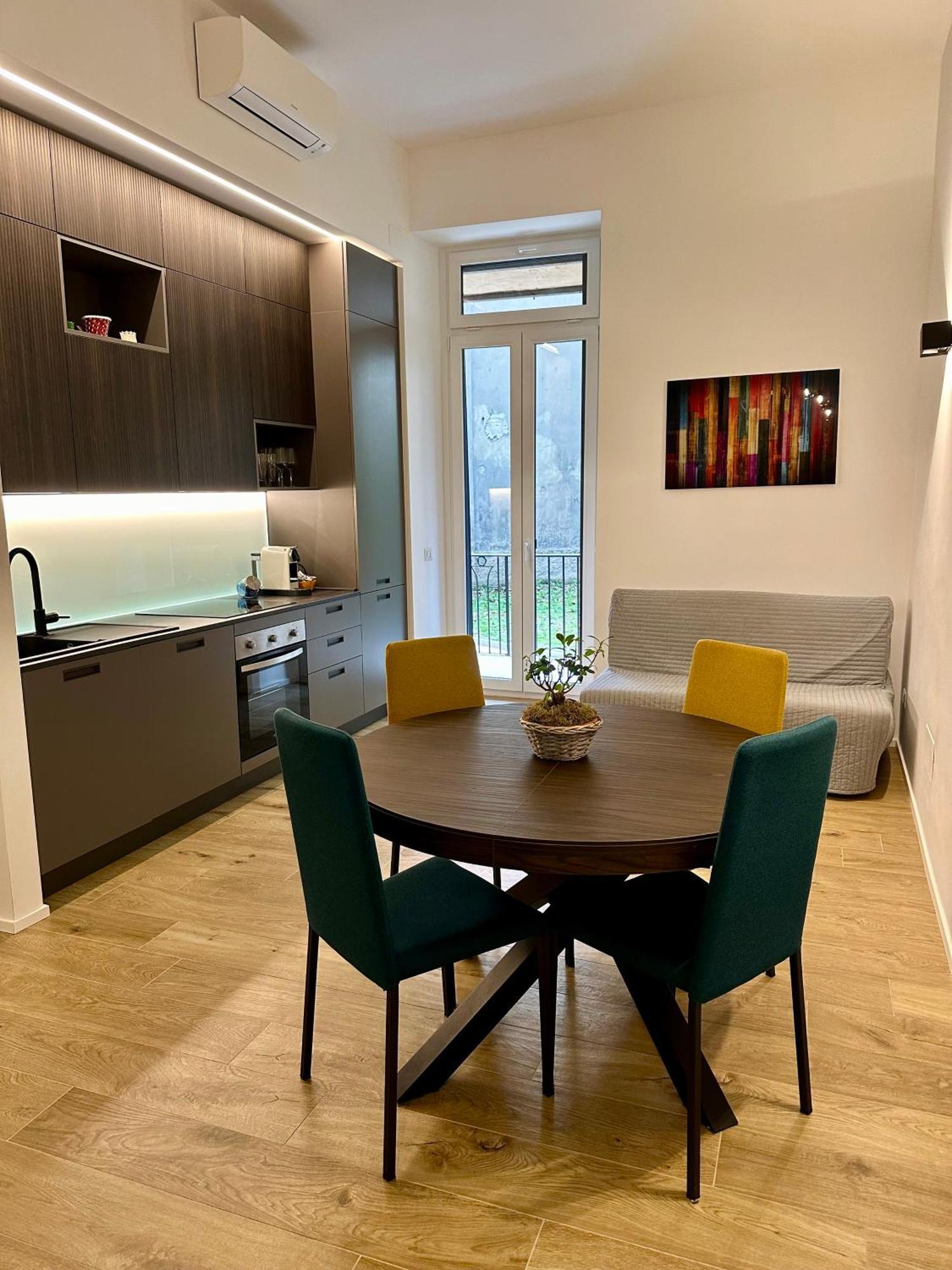 Lr Deluxe Apartments - Porta Venezia - Bilocale Con Giardino Privato Milaan Buitenkant foto