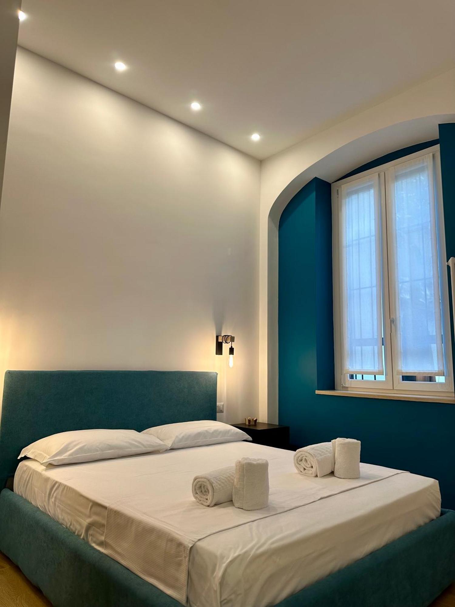 Lr Deluxe Apartments - Porta Venezia - Bilocale Con Giardino Privato Milaan Buitenkant foto